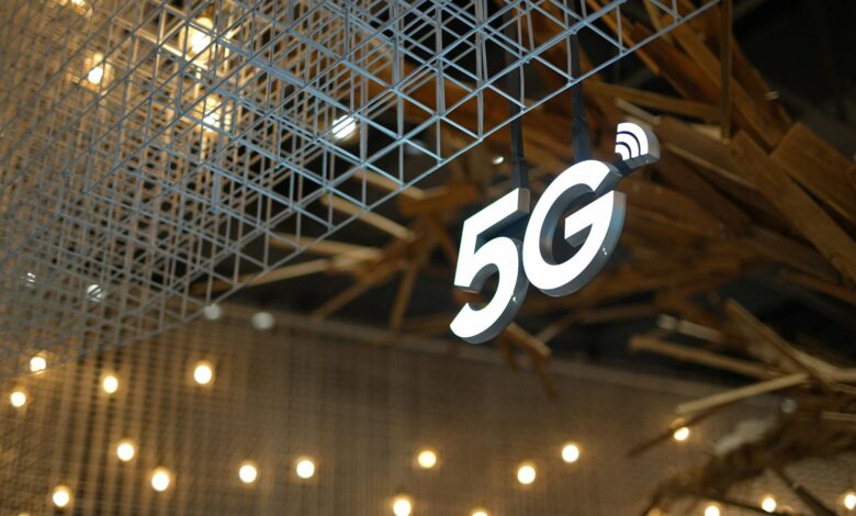 ثورة الجيل الخامس (5G): كيف ستغير الاتصالات والأعمال